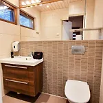 Villa Luoteistuuli - 8+2 Hloe, Luoteis-himos Ski-in/out, 88m² + 30m² *