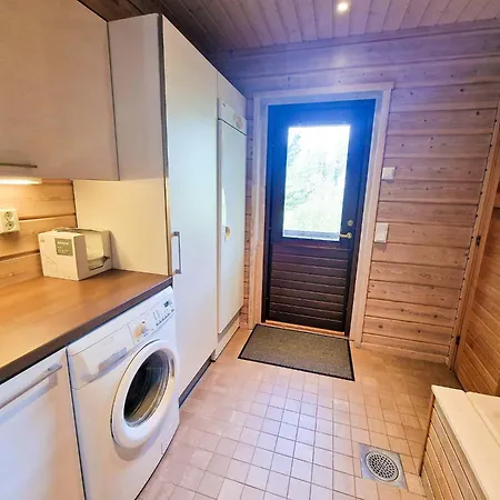 Luoteistuuli - 8+2 Hloe, Luoteis-himos Ski-in/out, 88m² + 30m² Vila Jämsä