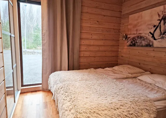Luoteistuuli - 8+2 Hloe, Luoteis-himos Ski-in/out, 88m² + 30m² *